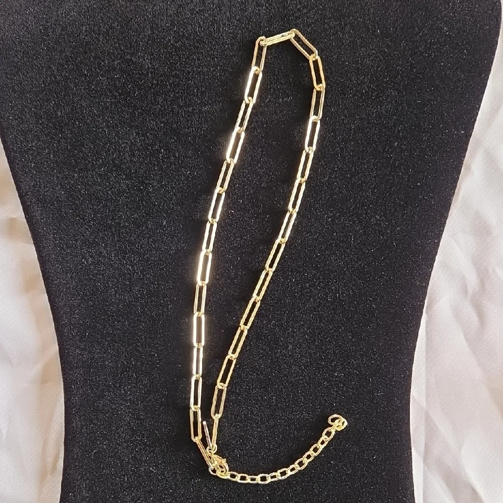 Gold Necklace - Picture 4 of 5